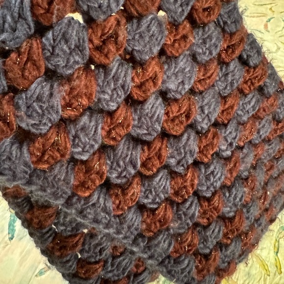 Floreat for Anthropologie Blue & Burgundy 
Crochet Infinity Scarf. - Picture 11 of 11